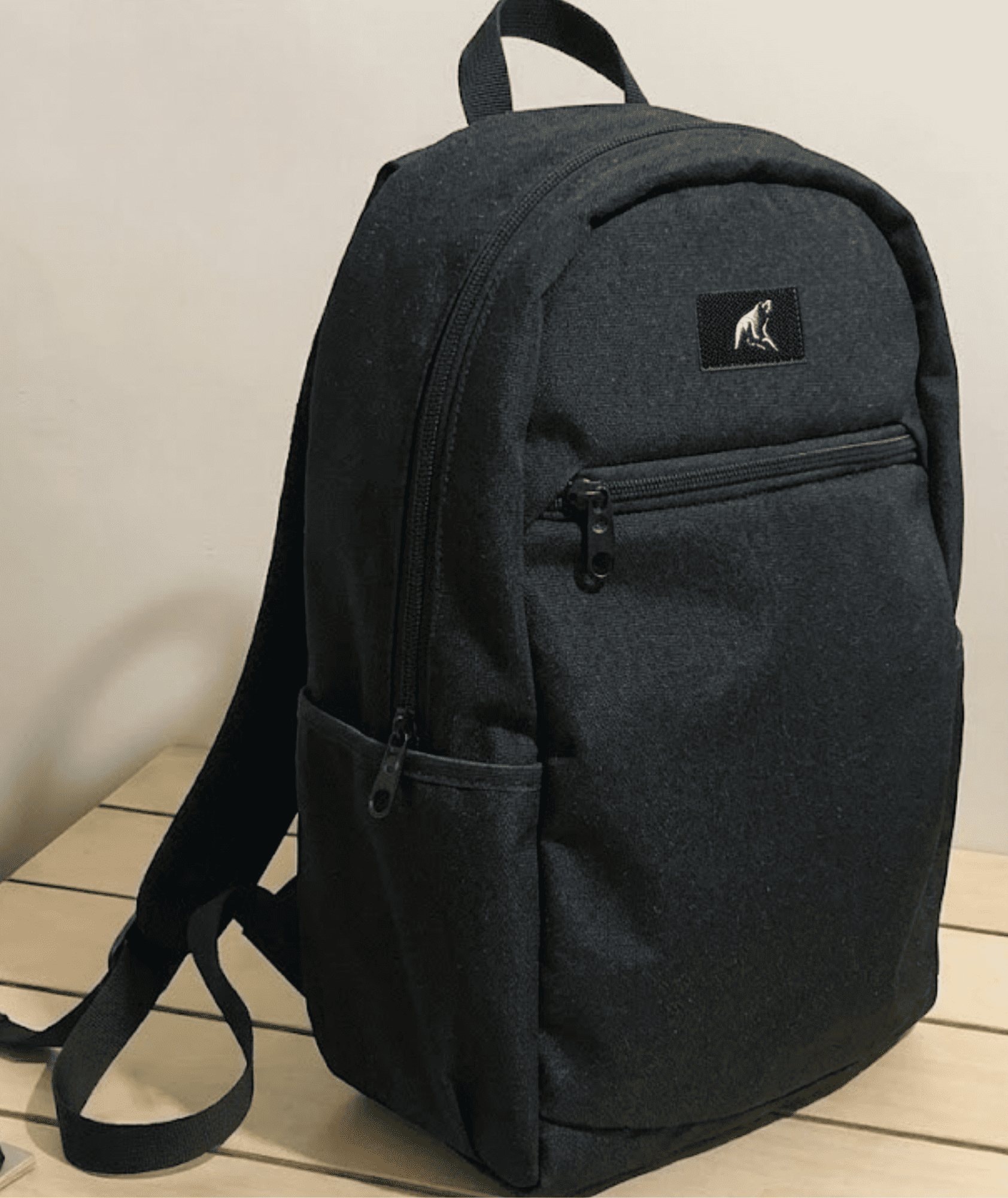 MOCHILA MUCHA AURA